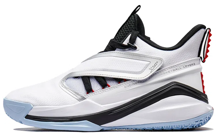 Xtep High-Top Sneakers White Black