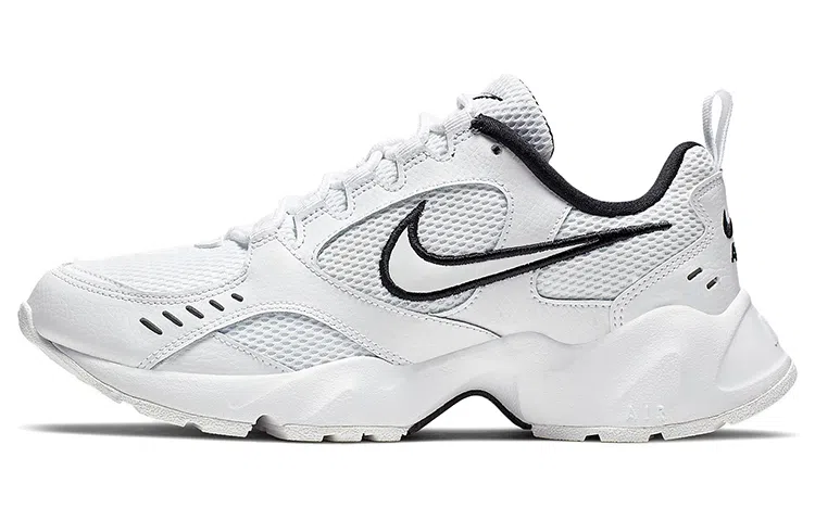 Nike Air Heights White Black