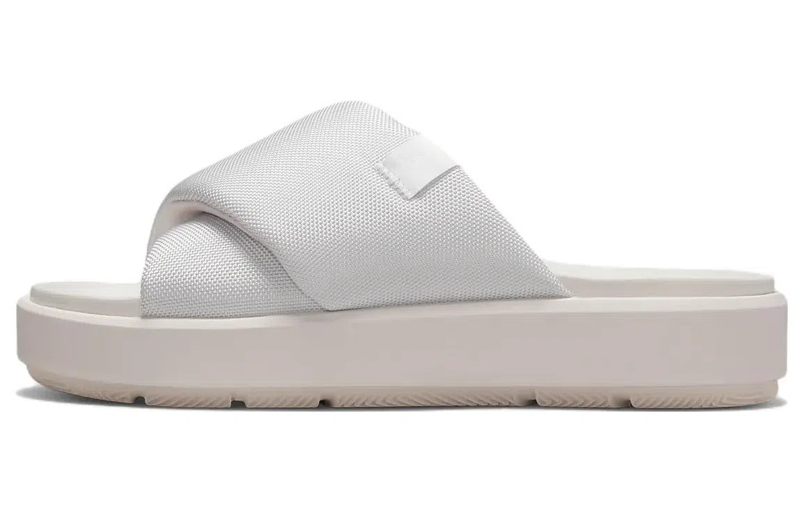 Jordan Sophia Slide Off-White