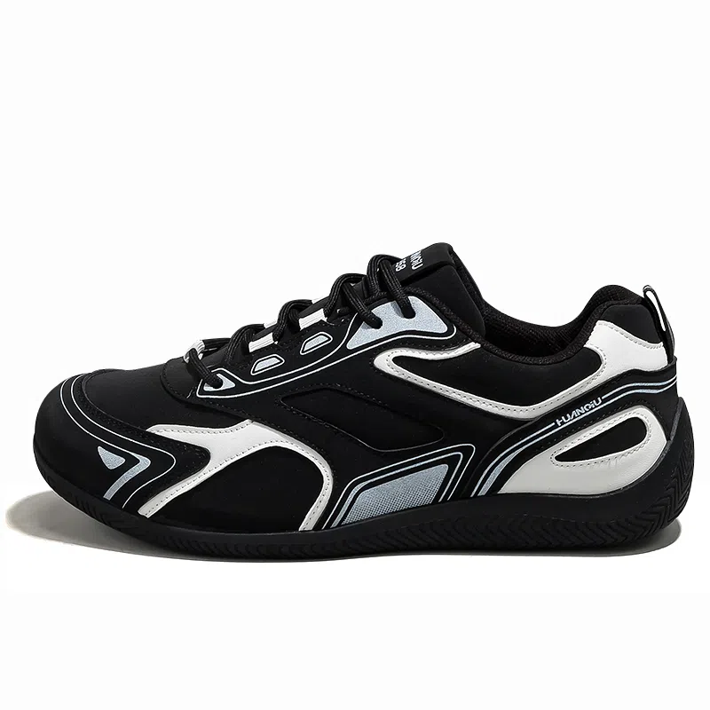 HUANQIU Black White Sneakers