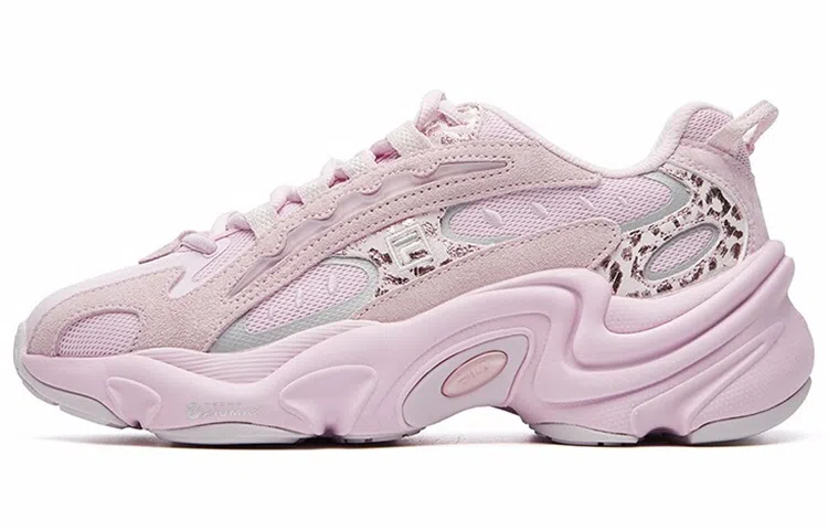 Fila Low Top Sneakers