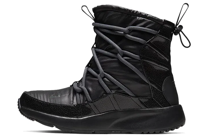 Nike Tanjun High Rise Black