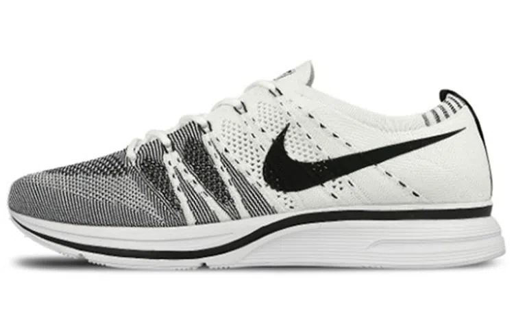 Nike Flyknit Trainer White Black