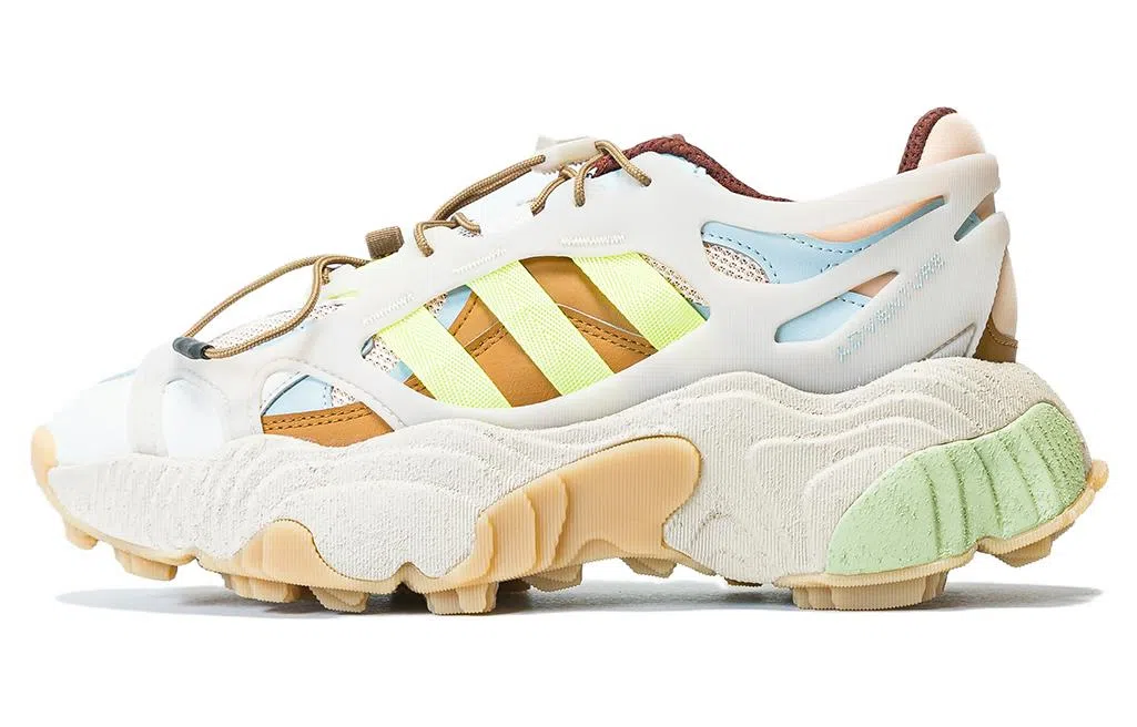 adidas Roverend Adventure Beige