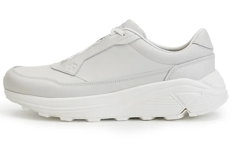 DESCENTE Sport style