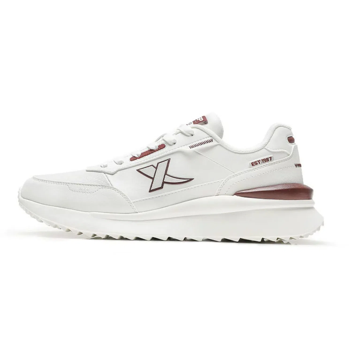 特步 复古简约 防滑耐磨轻便 低帮 生活休闲鞋 男款 白红