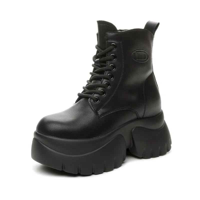 Shoebox Chelsea Boots