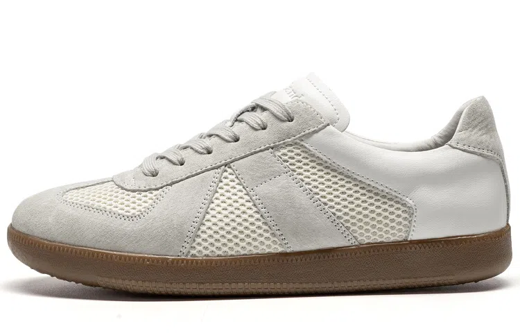 Leaveland White Trainers