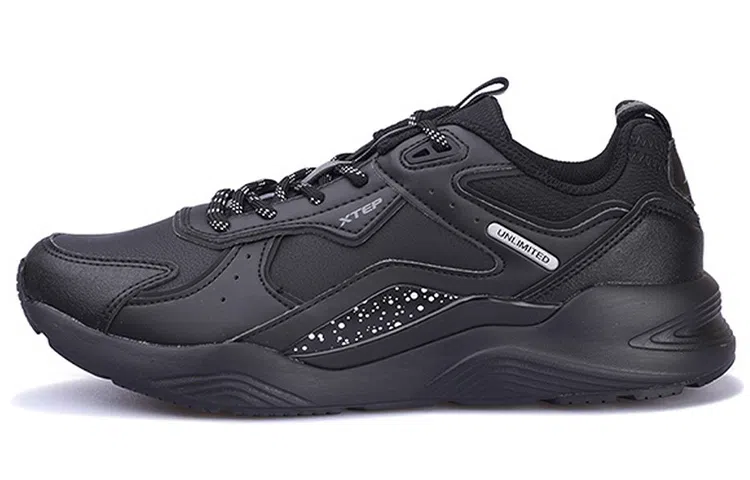 特步 低帮潮流运动休闲鞋 黑色