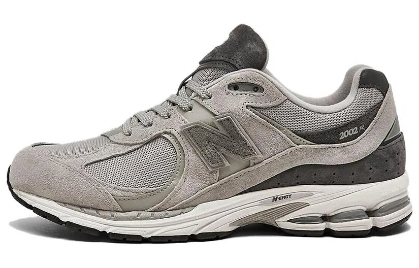 New Balance 2002R Black Grey