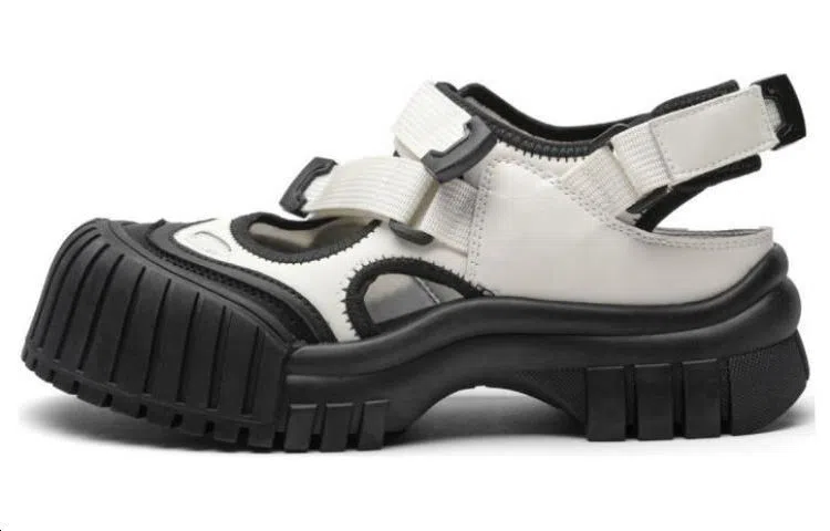 TOOMANYSHOES Cookie Platform Sandals