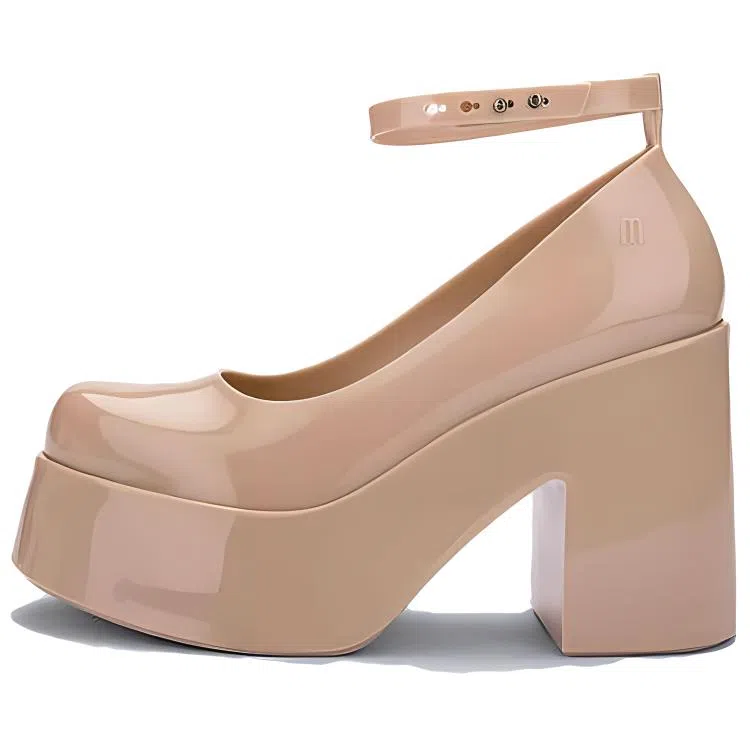 Melissa Chunk Heel Pumps Light Brown