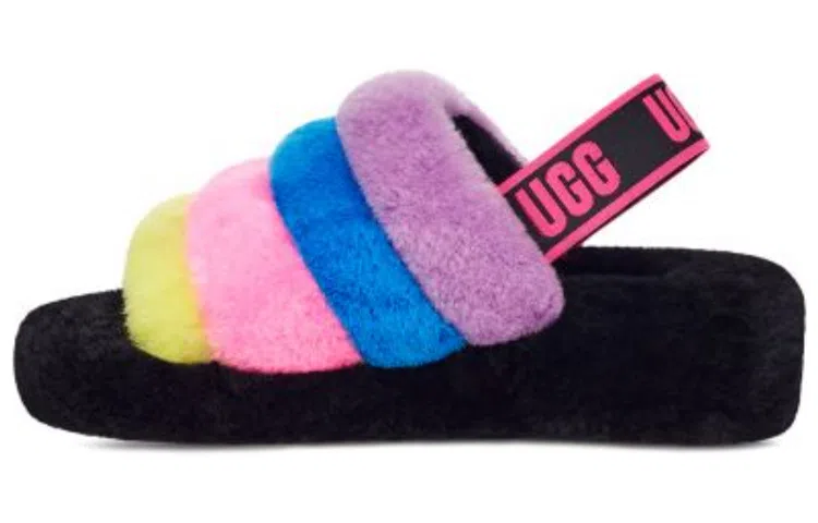 UGG FLUFF YEAH