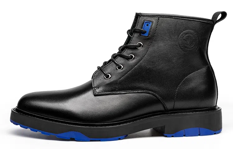 Leaveland Black Boots