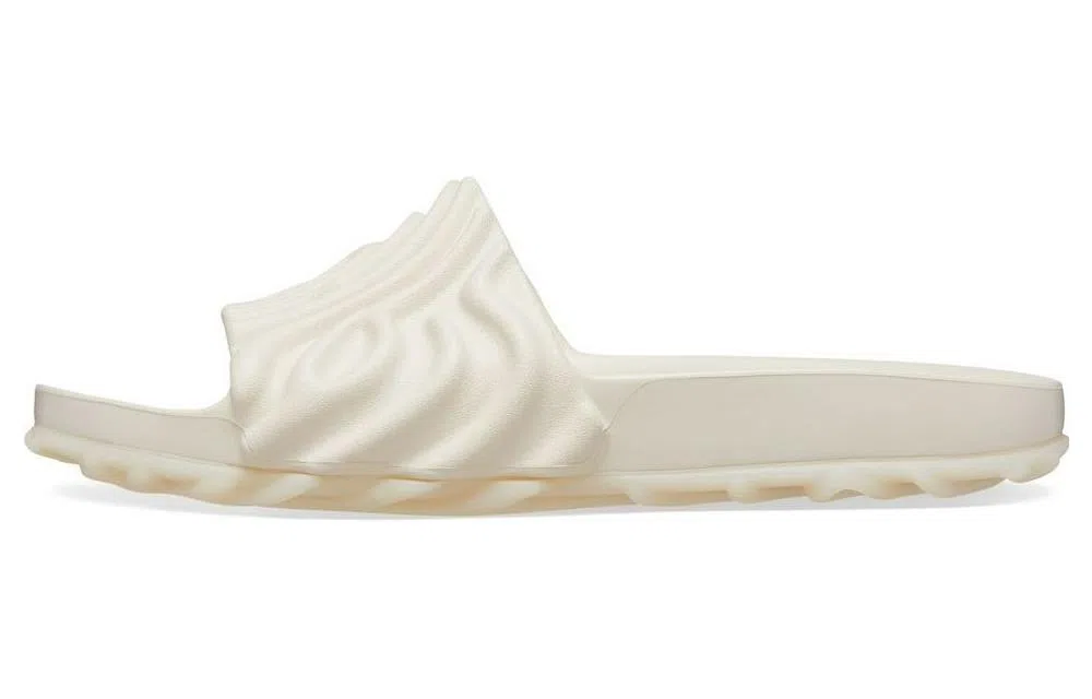 Salehe Bembury x Crocs Pollex Slide "Parsnip"