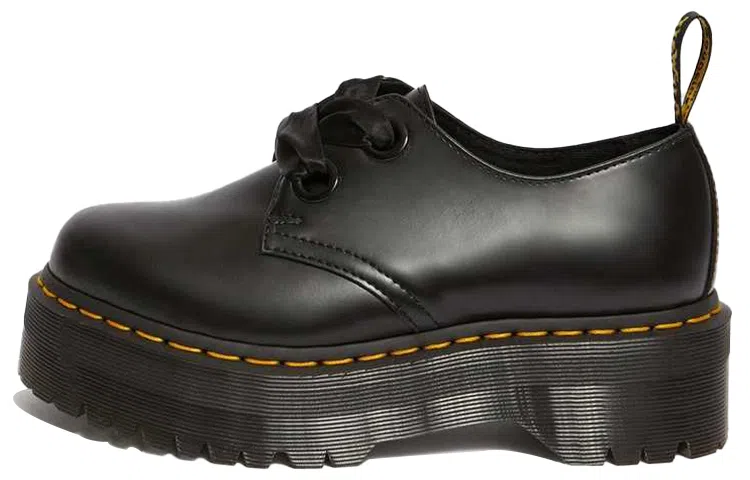 Dr. Martens Holly