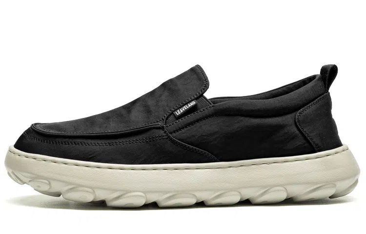 Leaveland Canvas Slip-On