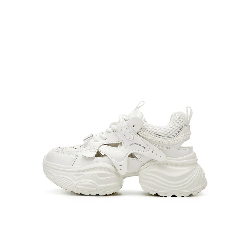 DAPHNE Low-top Sneakers