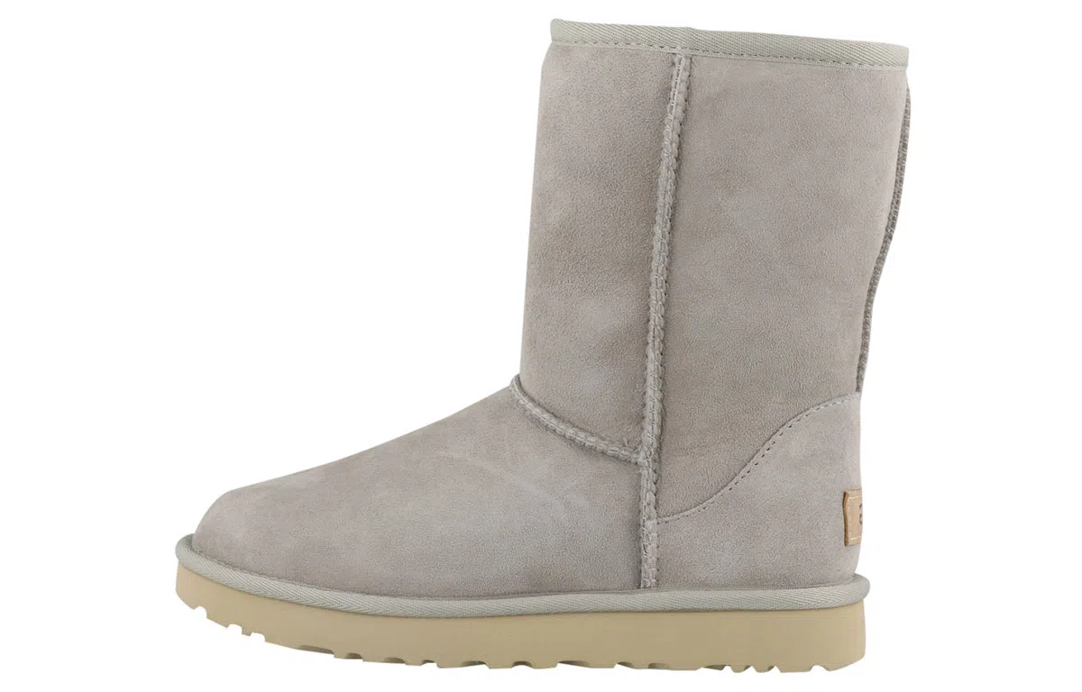 UGG Classic Short II Gray White