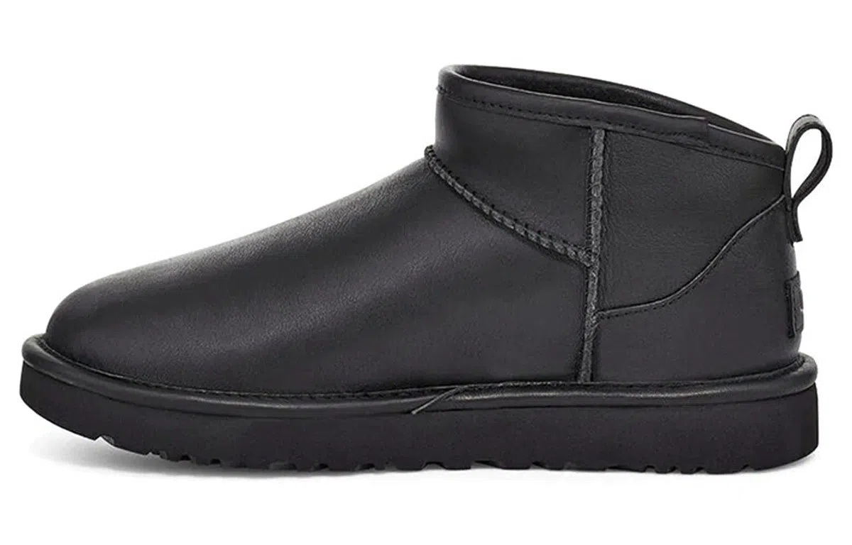UGG Classic Ultra Mini Black