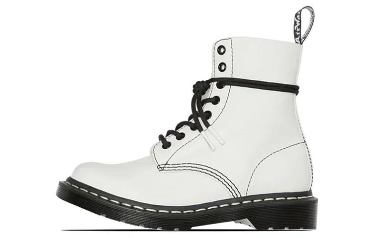 Dr. Martens 1460 White