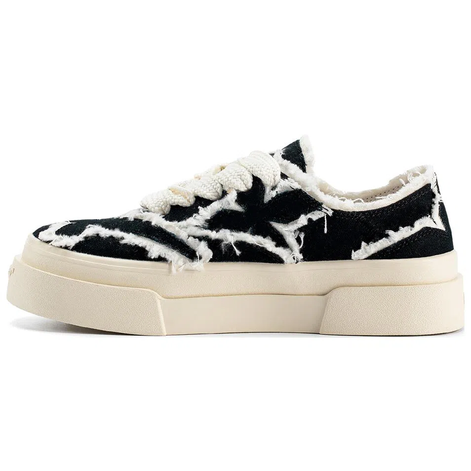 GRKC x VEEMES Classic Retro Sneakers Black