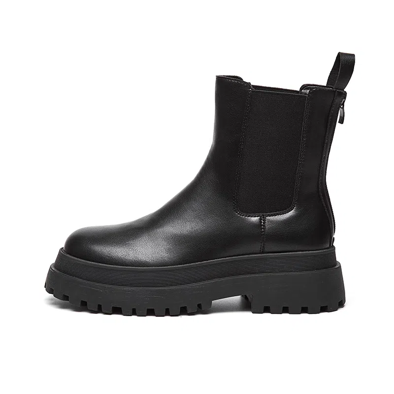 Daphne Chelsea Boots Black