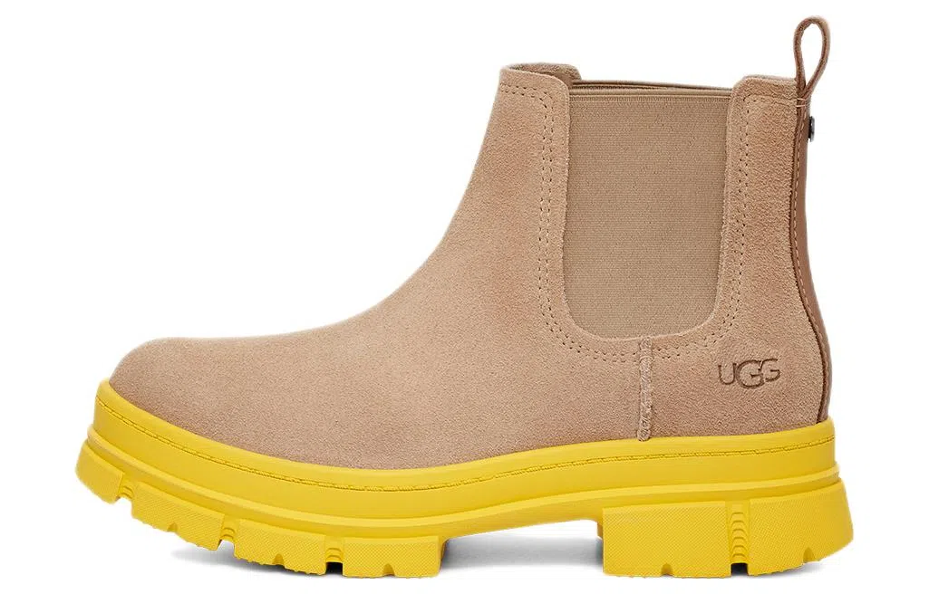 UGG Ashton Chelsea Boot Sand