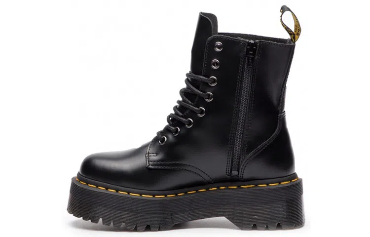 Dr. Martens Jadon Black