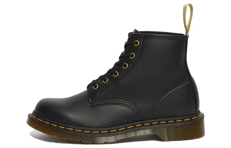 Dr. Martens 101 Black