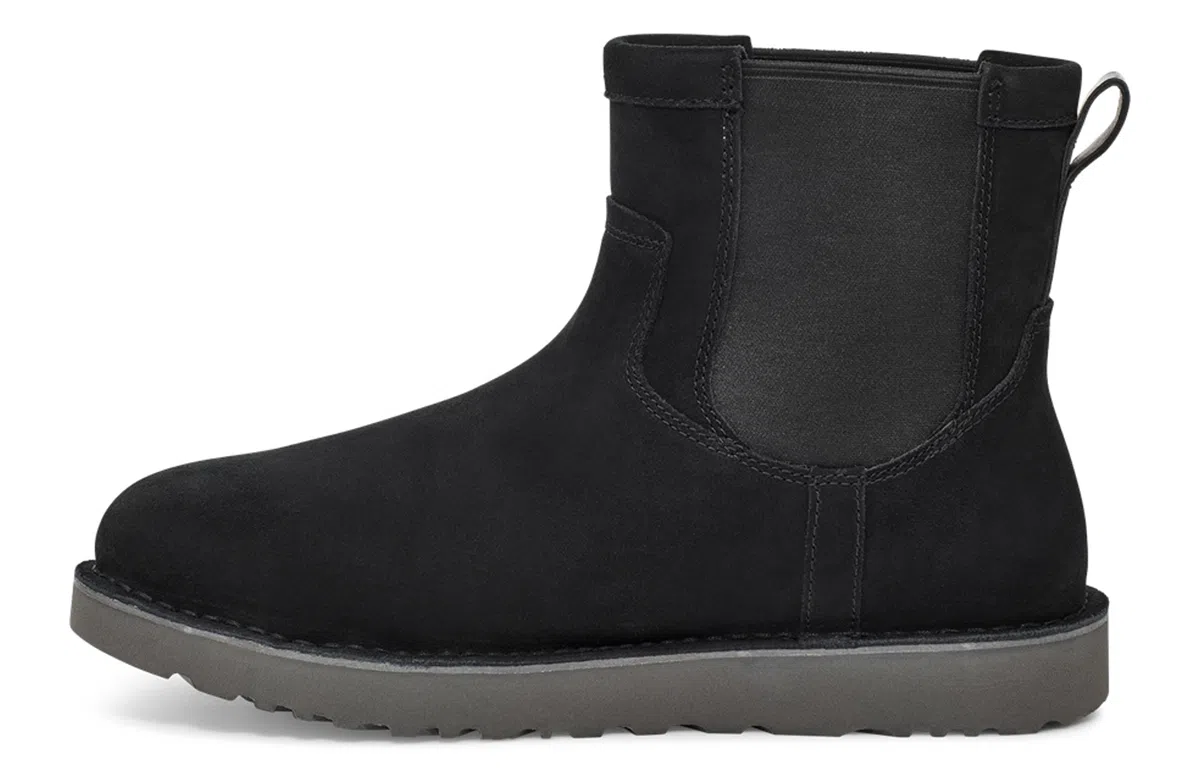 UGG Campout Chelsea Black