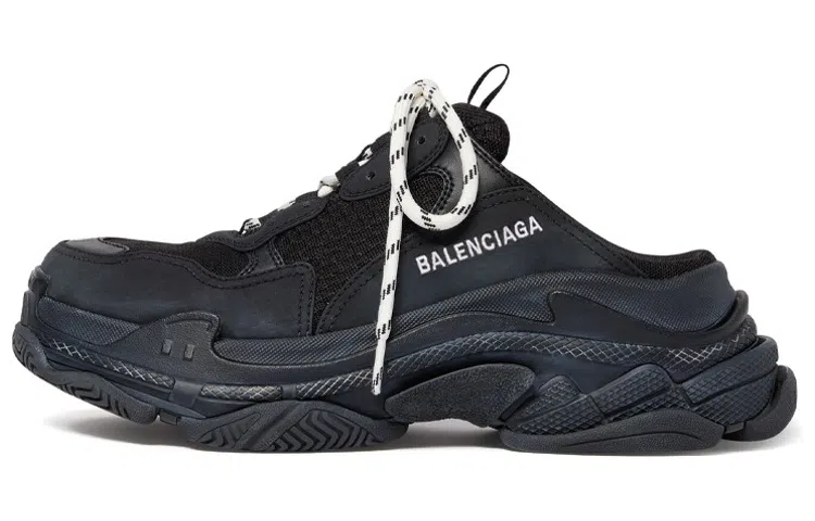 Balenciaga Triple S Black