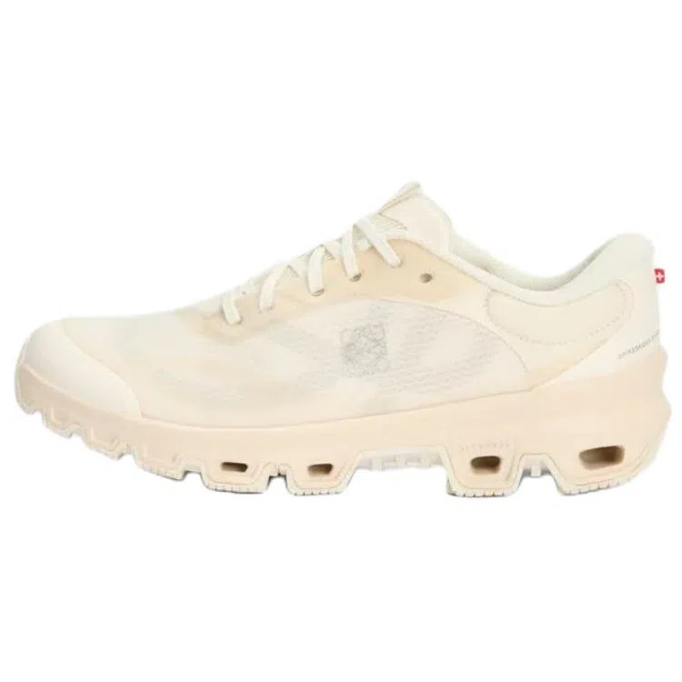 On x LOEWE Cloudventure 2.0