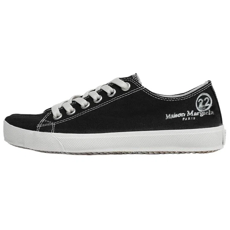 Maison Margiela Tabi Low Black