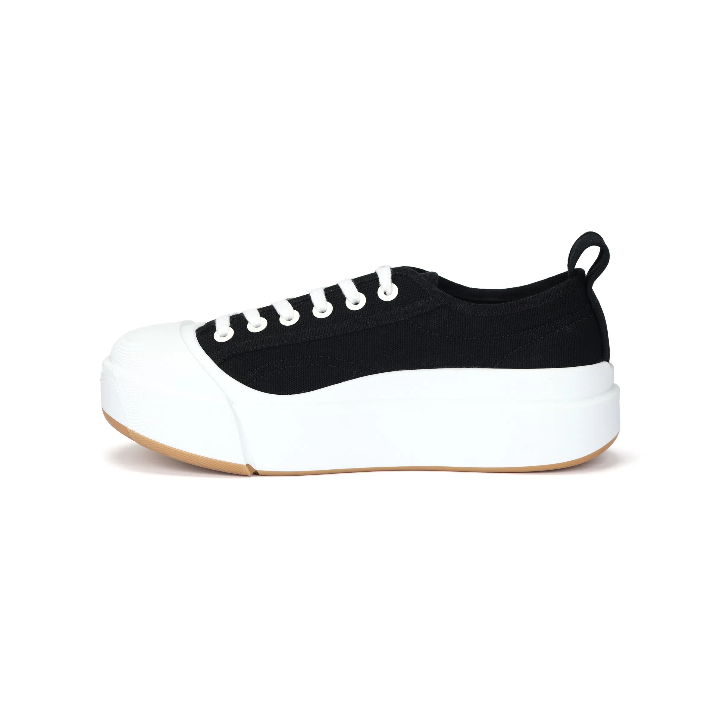 Bottega Veneta Low Top Sneakers Black White