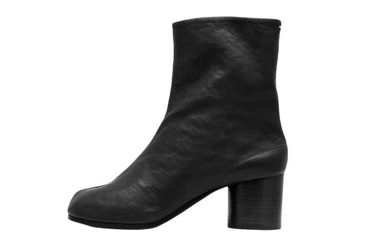 Maison Margiela Tabi Black