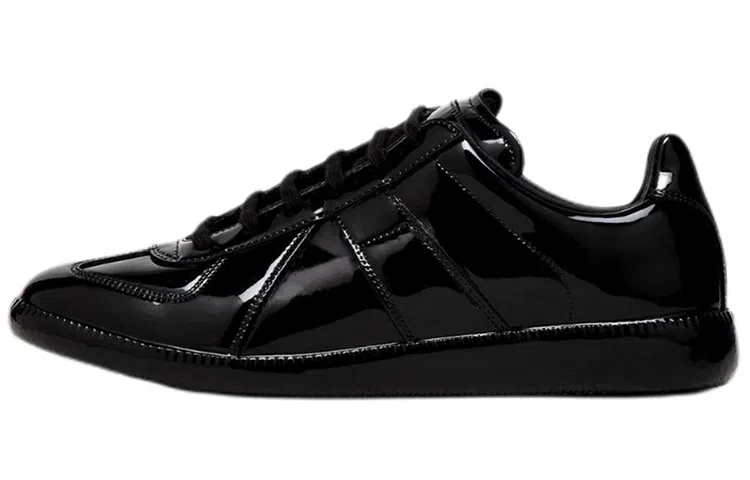Maison Margiela Replica Black