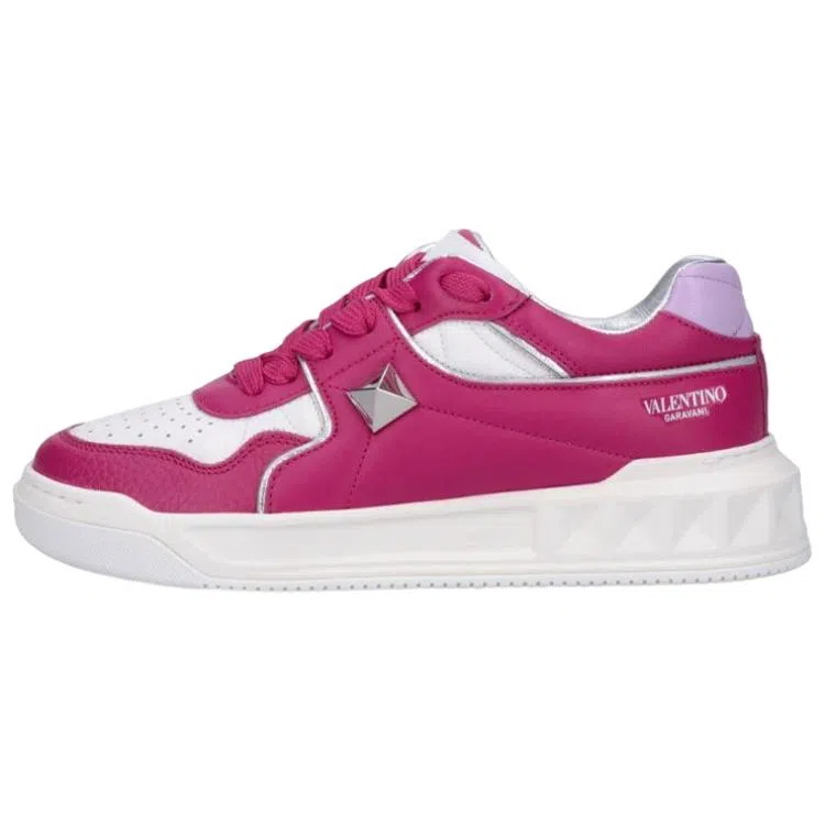 Valentino One Stud Leather Low Top Sneakers Pink