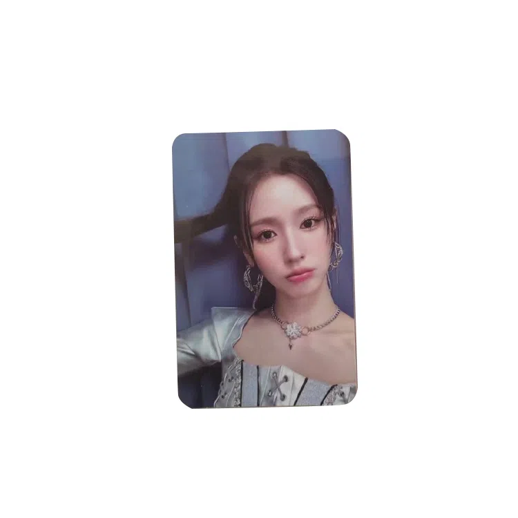 CUBE Entertainment 22 A (G)I-DLE