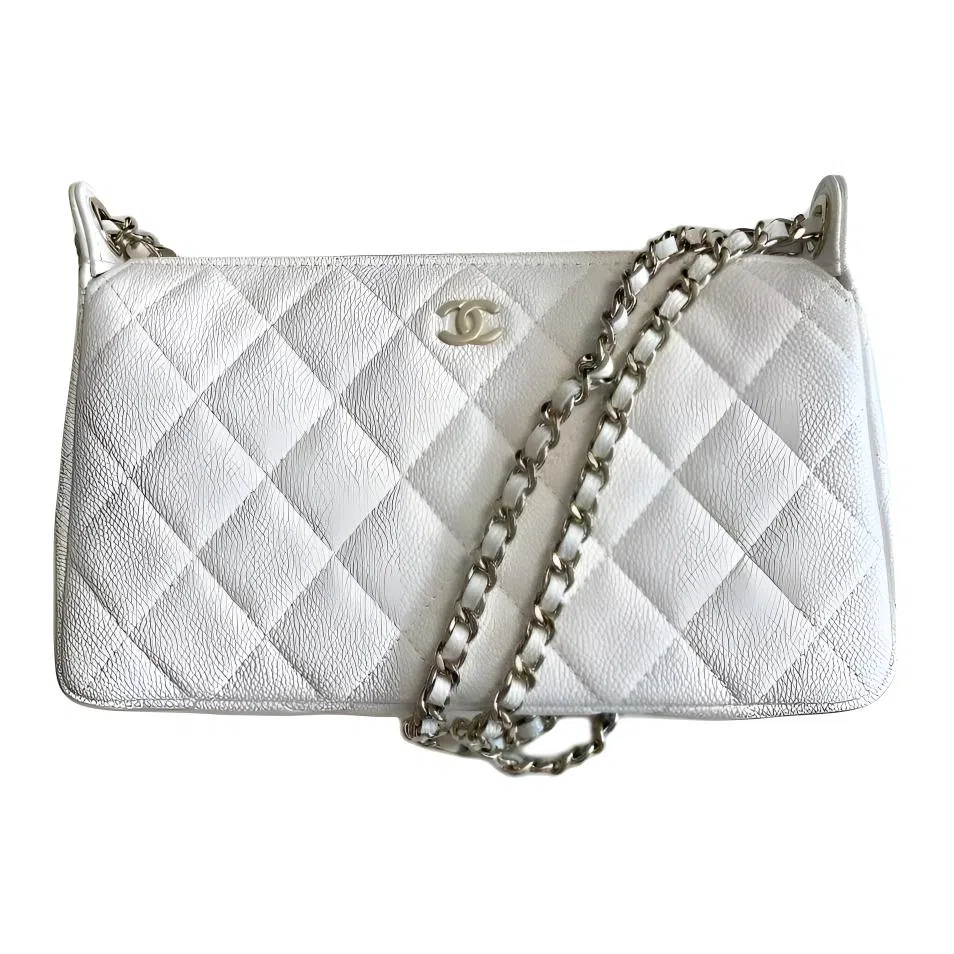 CHANEL 25B C Logo HOBO