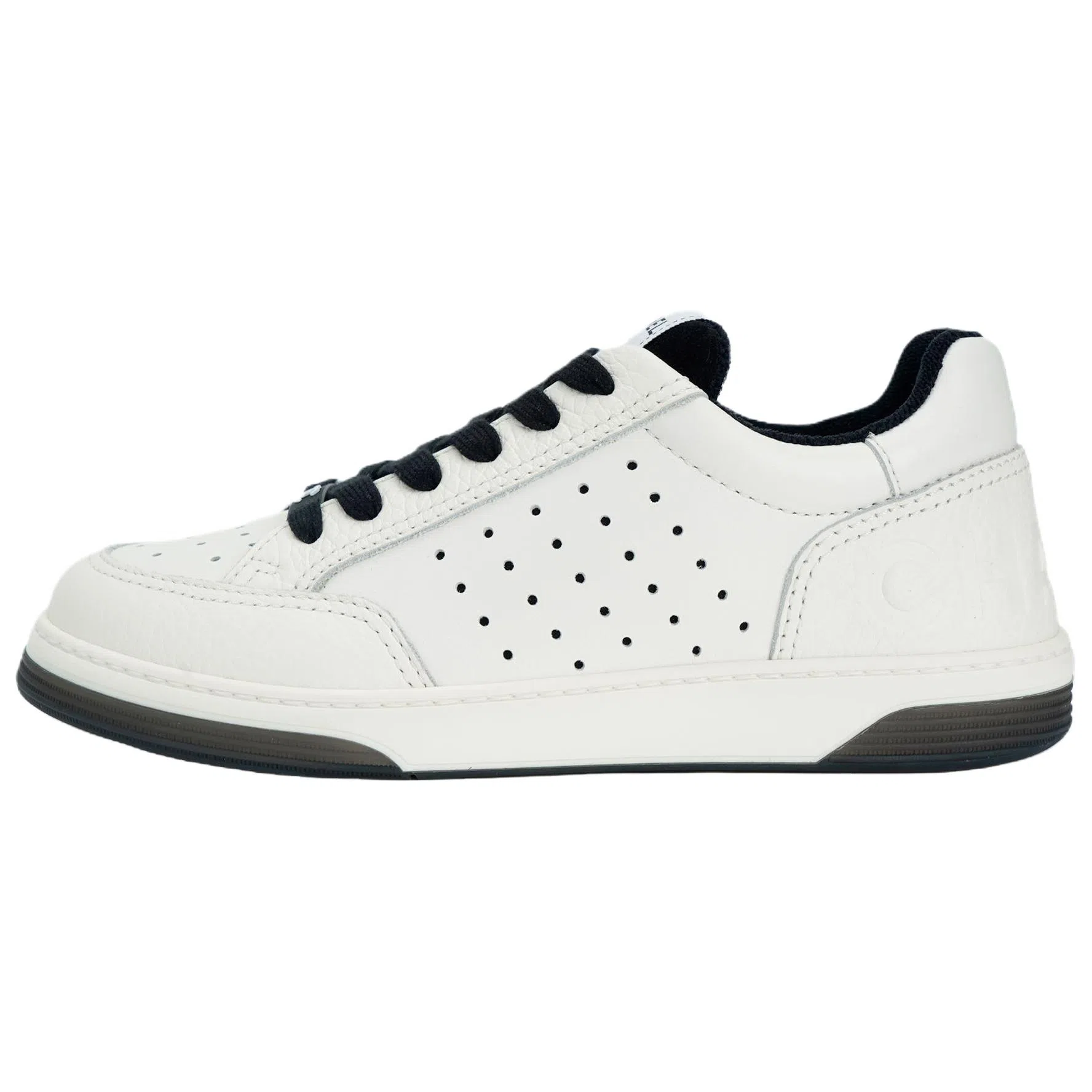 CHANEL 22P Black White