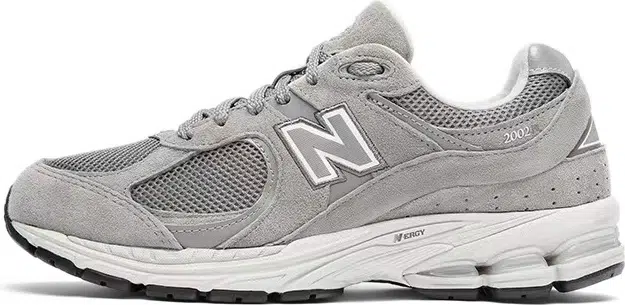 New Balance NB 2002R
