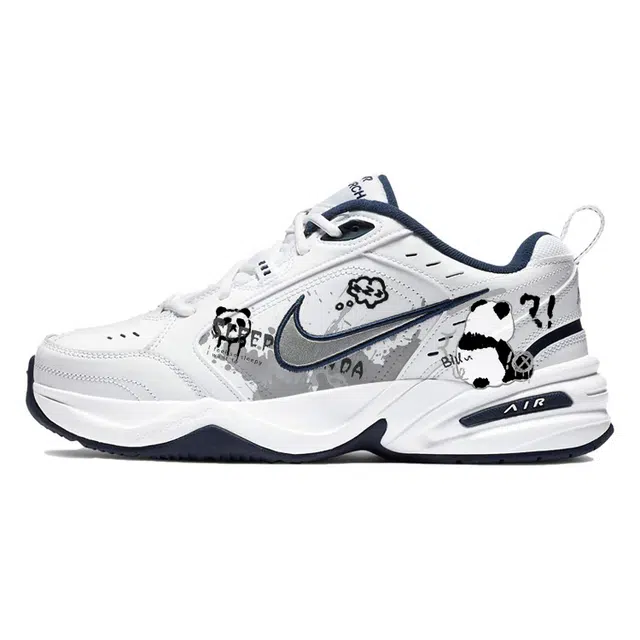 Nike Air Monarch 4