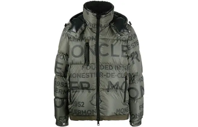 Moncler FW22 logo