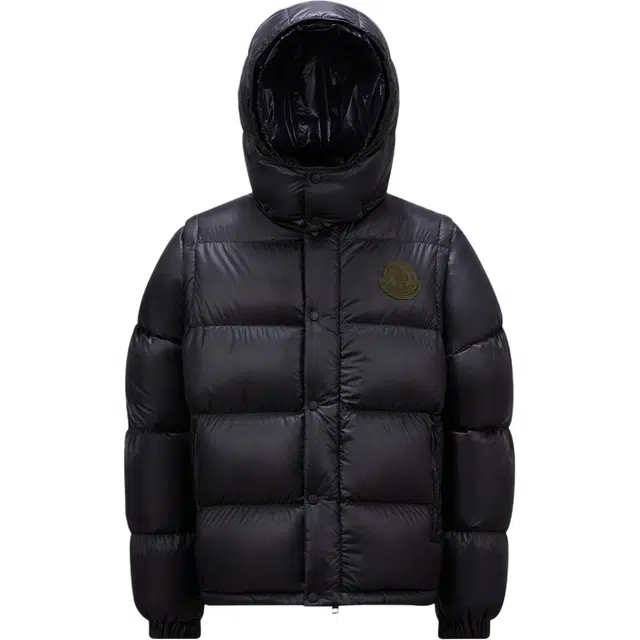 Moncler logo