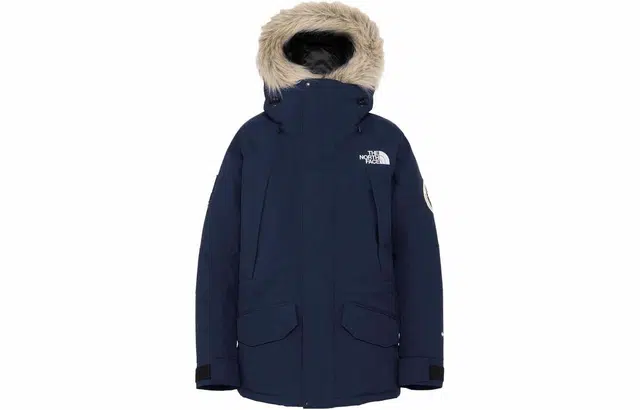 THE NORTH FACE Logo