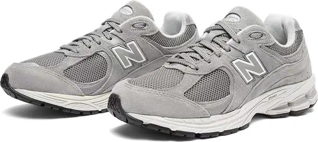 New Balance NB 2002R